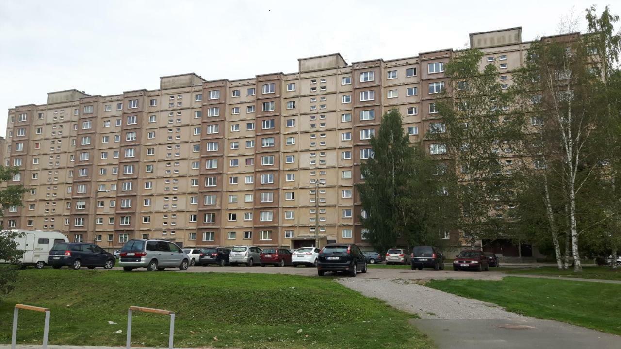 Anne 80 Apartment Tartu Bagian luar foto